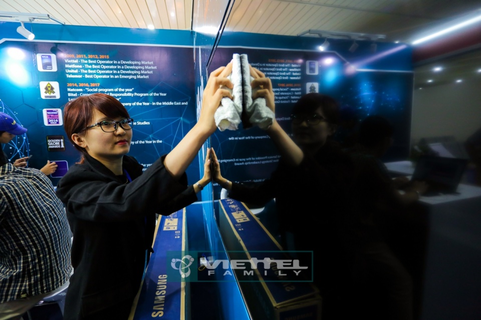 moi vi tri viettel da san sang cho su kien apec 2017