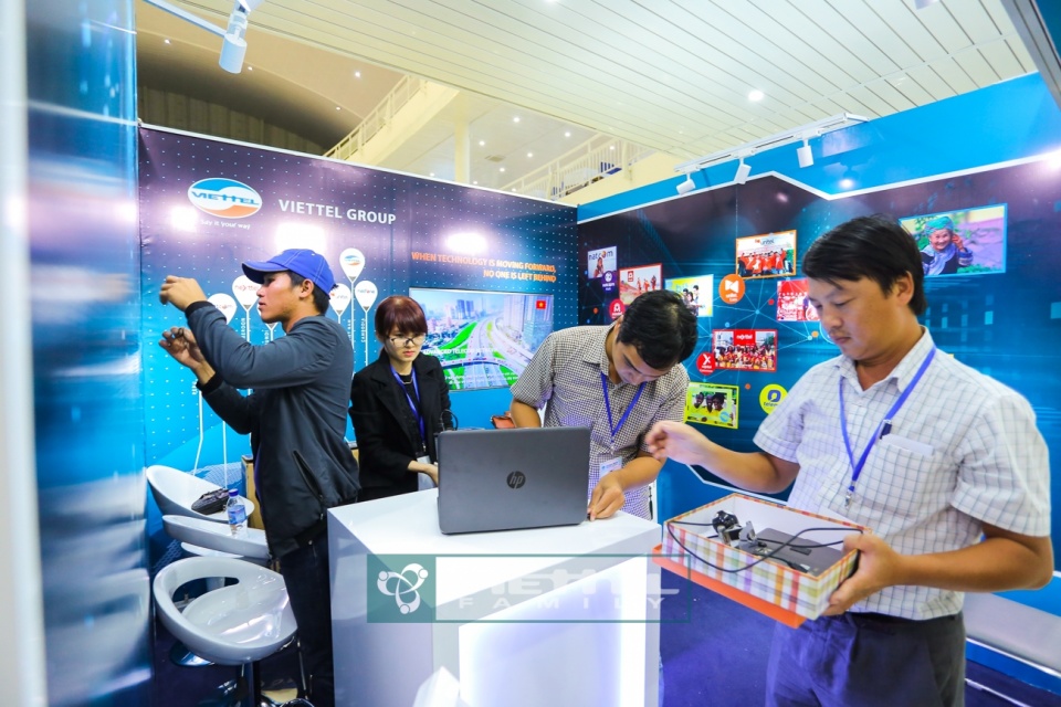 moi vi tri viettel da san sang cho su kien apec 2017