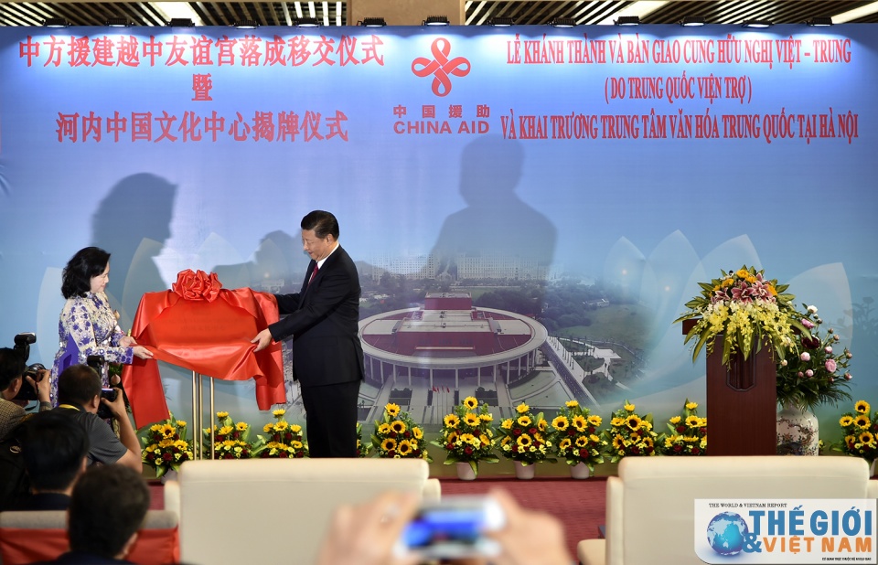 chu tich nuoc trung quoc tap can binh du le khanh thanh cung huu nghi viet trung