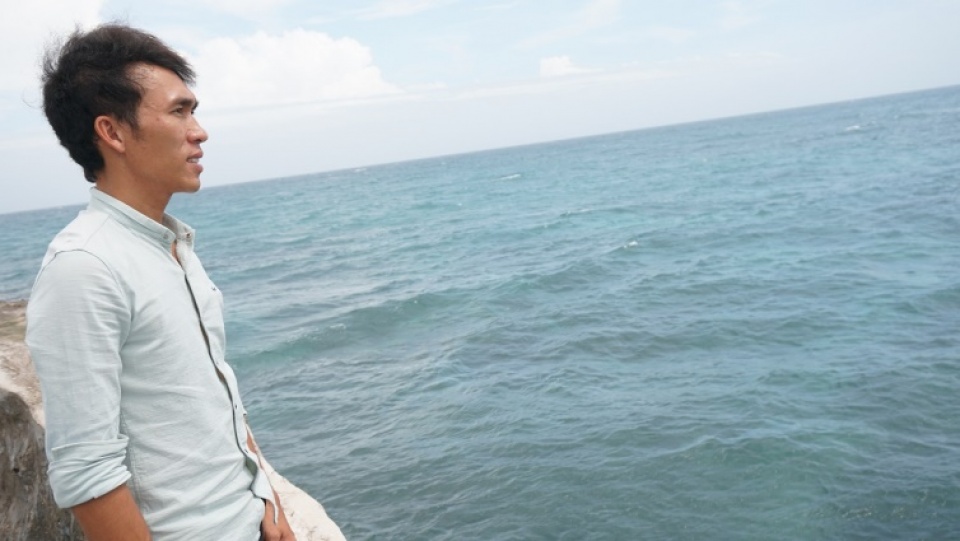 8x nuoi ca mu tom hum lam du lich tren dao phu quy nho internet