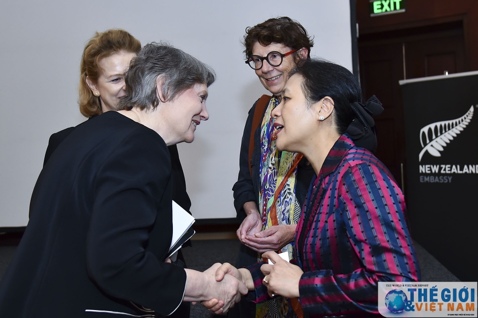 khi phu nu lam lanh dao