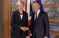 brexit suc ep tu nhieu phia len dong bang anh