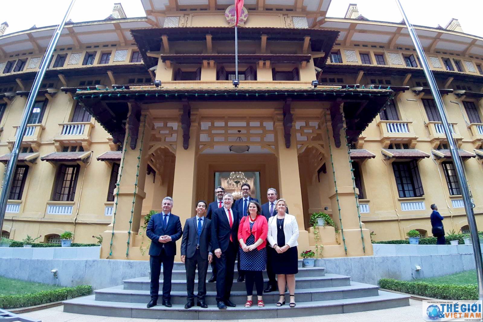 Thứ trưởng Ngoại giao Tô Anh Dũng tiếp Đoàn Ủy ban Thương mại quốc tế của Nghị viện châu Âu