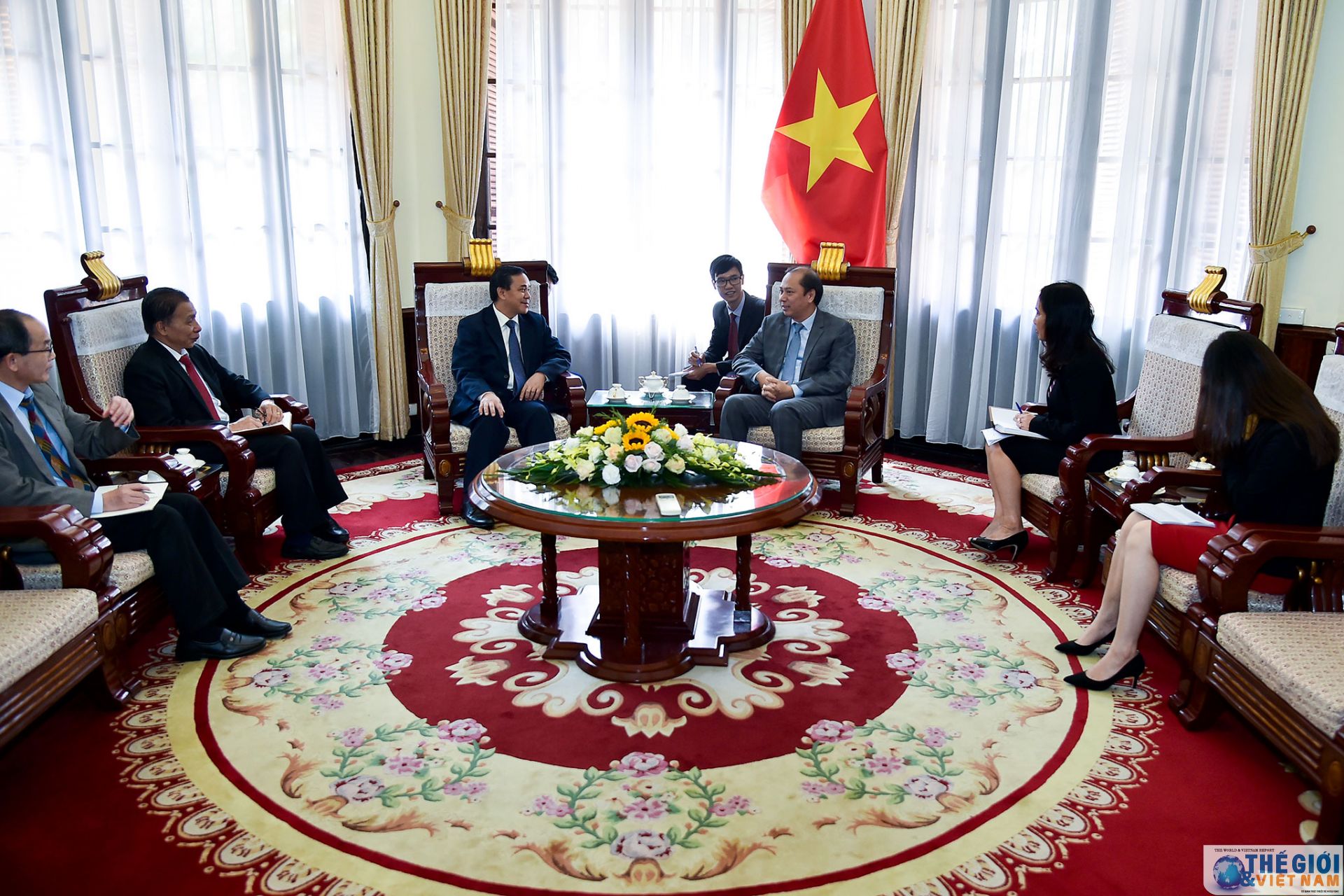 thu truong ngoai giao nguyen quoc dung tiep dai su lao sengphet houngboungnuang chao xa giao