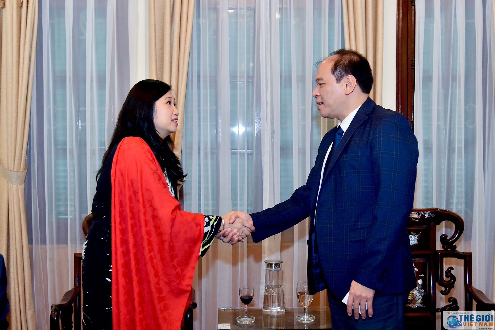 trao giay chap nhan lanh su cho tong lanh su malaysia tai tp ho chi minh