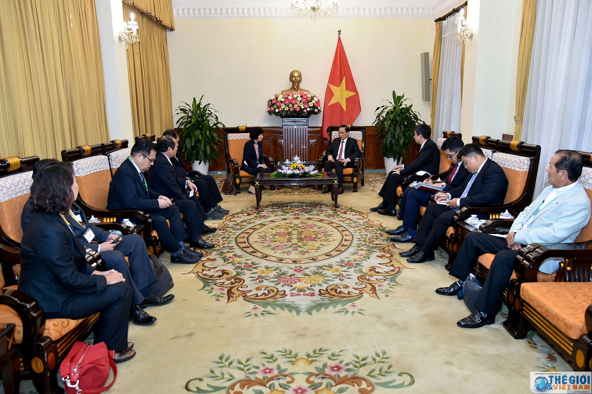 Thứ trưởng Ngoại giao Lê Hoài Trung tiếp Chủ tịch Hội hữu nghị Nhật-Việt tỉnh Ibaraki thu truong ngoai giao le hoai trung tiep chu tich hoi huu nghi nhat viet tinh ibaraki