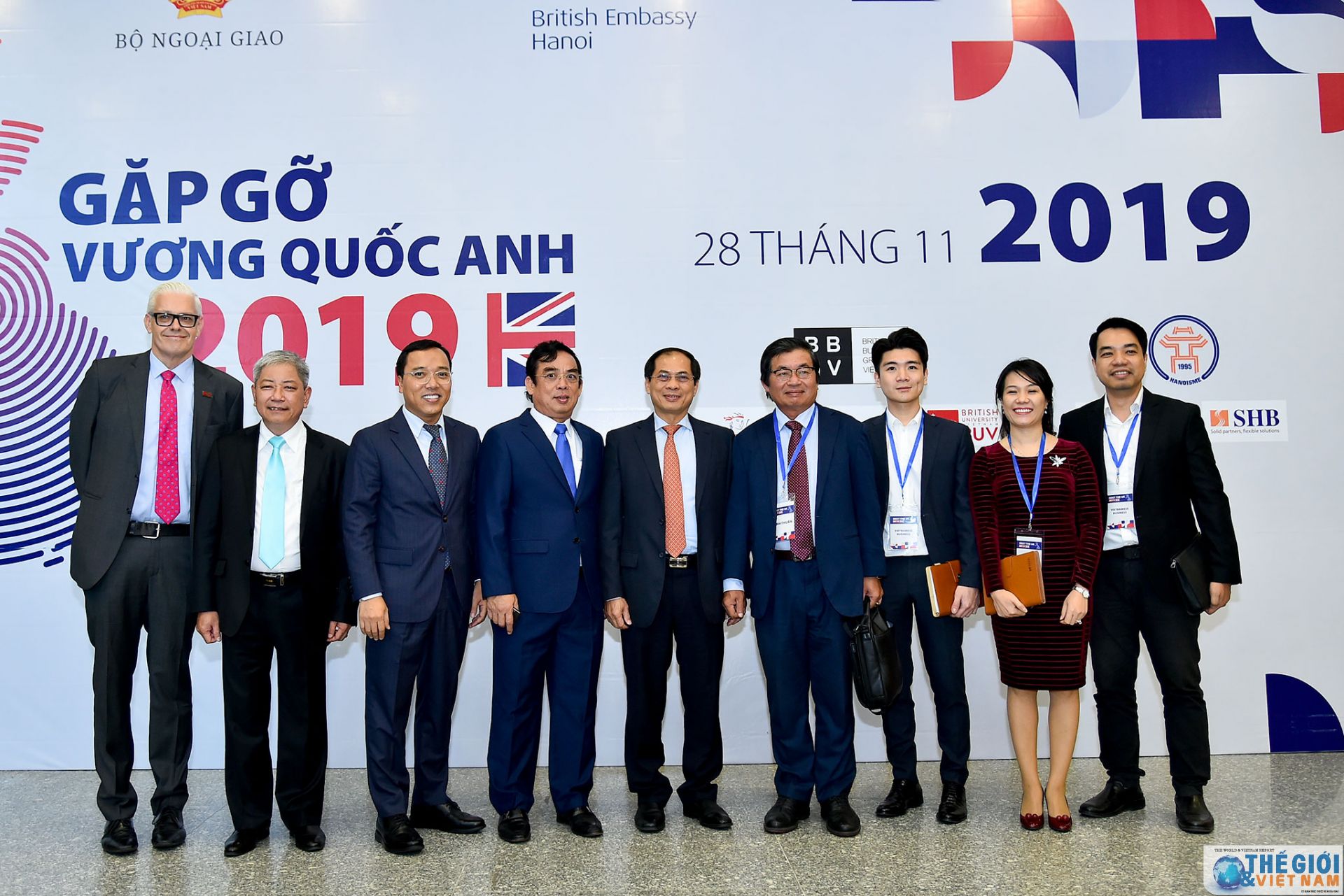 khai mac ho i nghi gap go vuong quoc anh