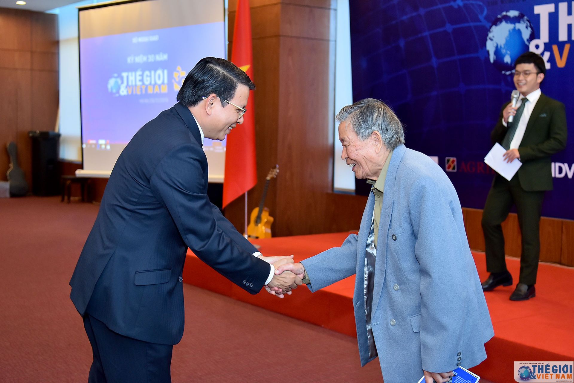 toan canh le ky niem bao the gioi viet nam ky niem 30 nam ngay ra so bao dau tien qua anh