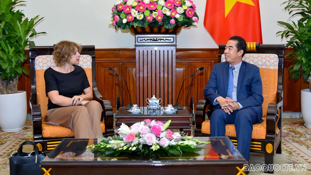 Việt Nam cảm ơn Hà Lan hỗ trợ cho các địa phương bị ảnh hưởng lũ lụt miền Trung Việt Nam cảm ơn Hà Lan hỗ trợ cho các địa phương bị ảnh hưởng lũ lụt miền Trung