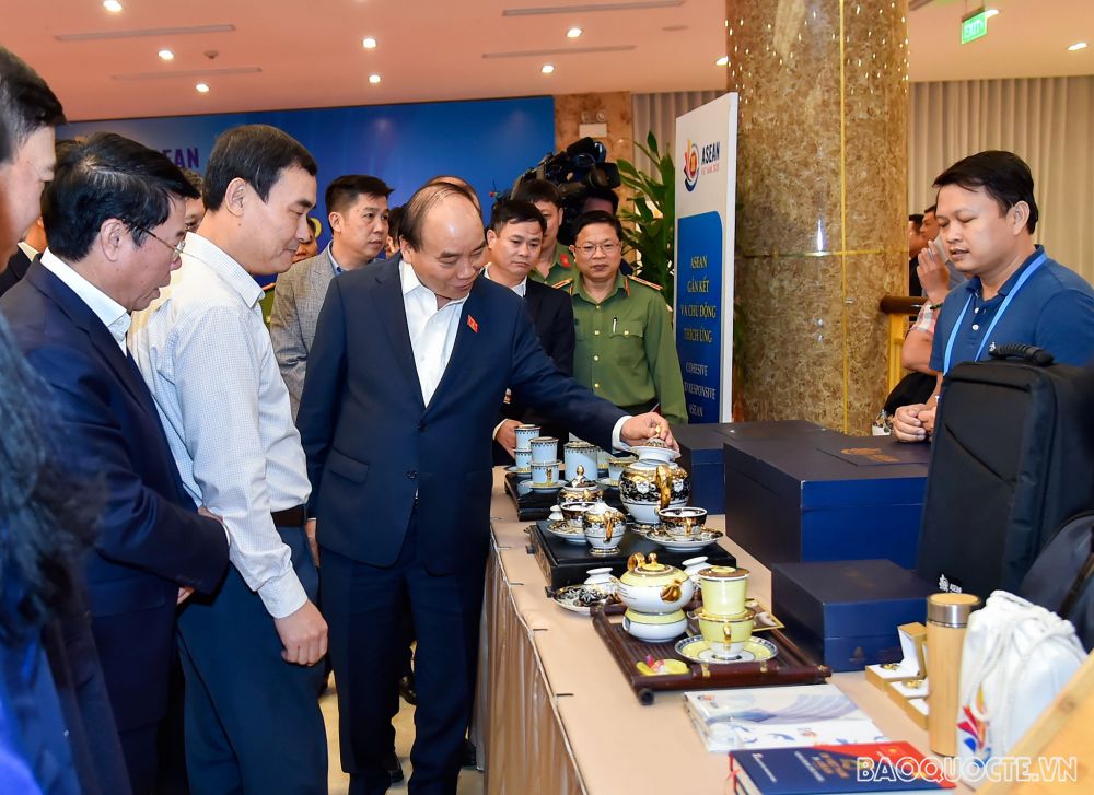 Thủ tướng Nguyễn Xuân Phúc kiểm tra công tác chuẩn bị Cấp cao ASEAN 37