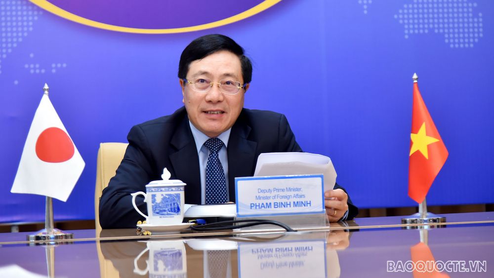 Phó Thủ tướng Phạm Bình Minh điện đàm với Thống đốc tỉnh Gunma, Nhật Bản