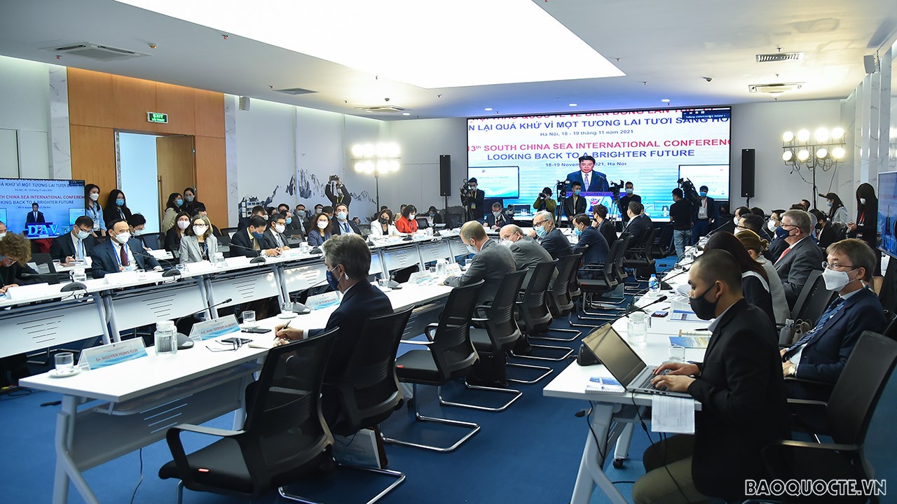 Nhiều đề xuất hướng tới tương lai tươi sáng hơn tại Biển Đông