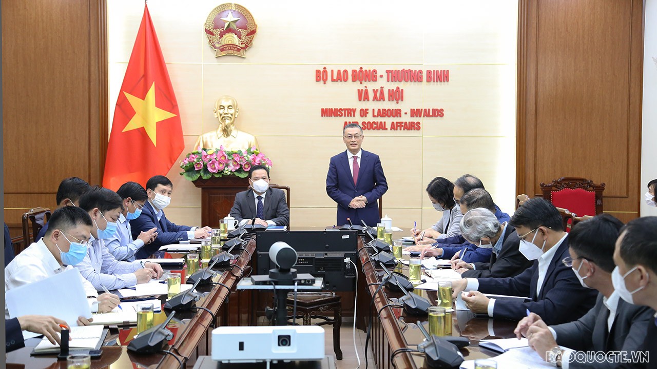 Đoàn Trưởng cơ quan đại diện Việt Nam ở nước ngoài nhiệm kỳ 2021-2024 làm việc tại Bộ Lao động-Thương binh và Xã hội