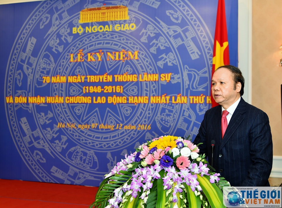 cuc lanh su don nhan huan chuong lao dong hang nhat