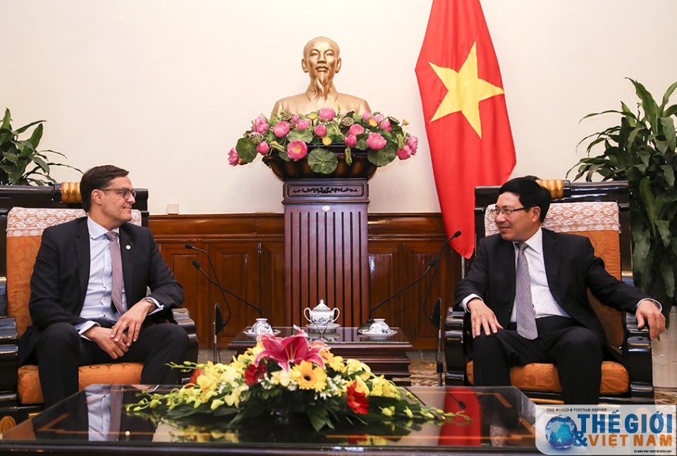 tham khao chinh tri cap thu truong ngoai giao viet nam venezuela