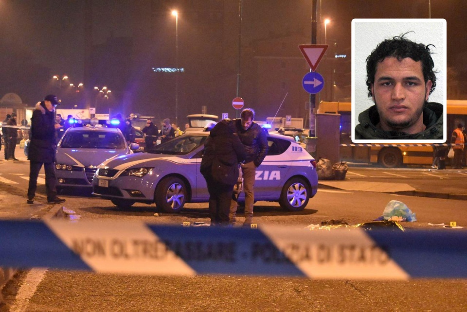 Italy: Liên tiếp báo động nguy cơ khủng bố dịp Lễ Giáng sinh italy lien tiep bao dong nguy co khung bo trong dip le giang sinh