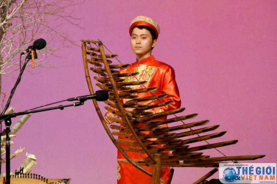 khai mac tuan van hoa viet nam o tehran