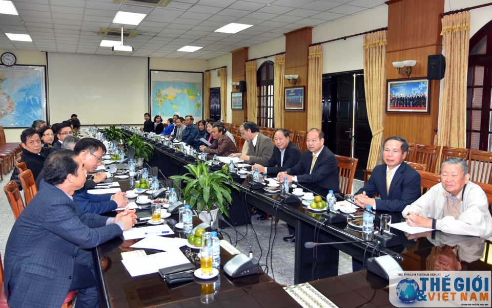 bo ngoai giao trao quyet dinh cho can bo nghi huu nam 2016