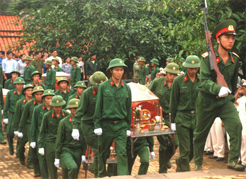 Khẩn trương xác định hài cốt liệt sĩ còn thiếu thông tin tin nhap 20171226211925