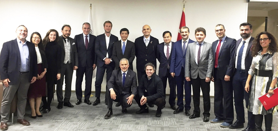 dai su tran quang tuyen ket noi voi cong dong doanh nghiep istanbul