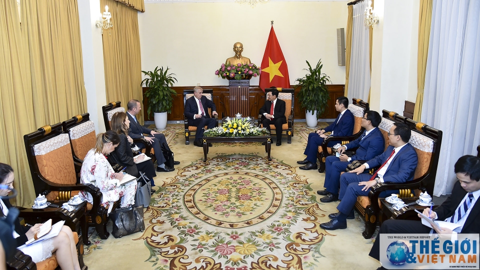 pho thu tuong pham binh minh tiep cong tuoc xu york hoang tu andrew