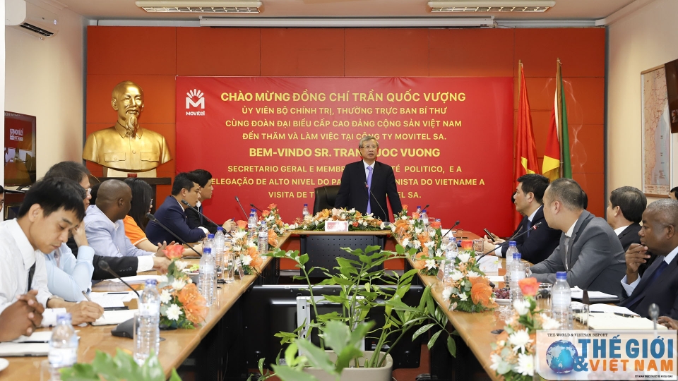 thuong truc ban bi thu tran quoc vuong tham lam viec tai mozambique