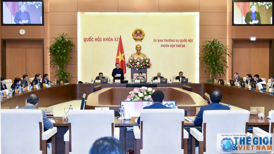 ubtvqh nhat tri de nghi cua chinh phu ve che do doi voi cac thanh vien co quan khac cua viet nam o nuoc ngoai