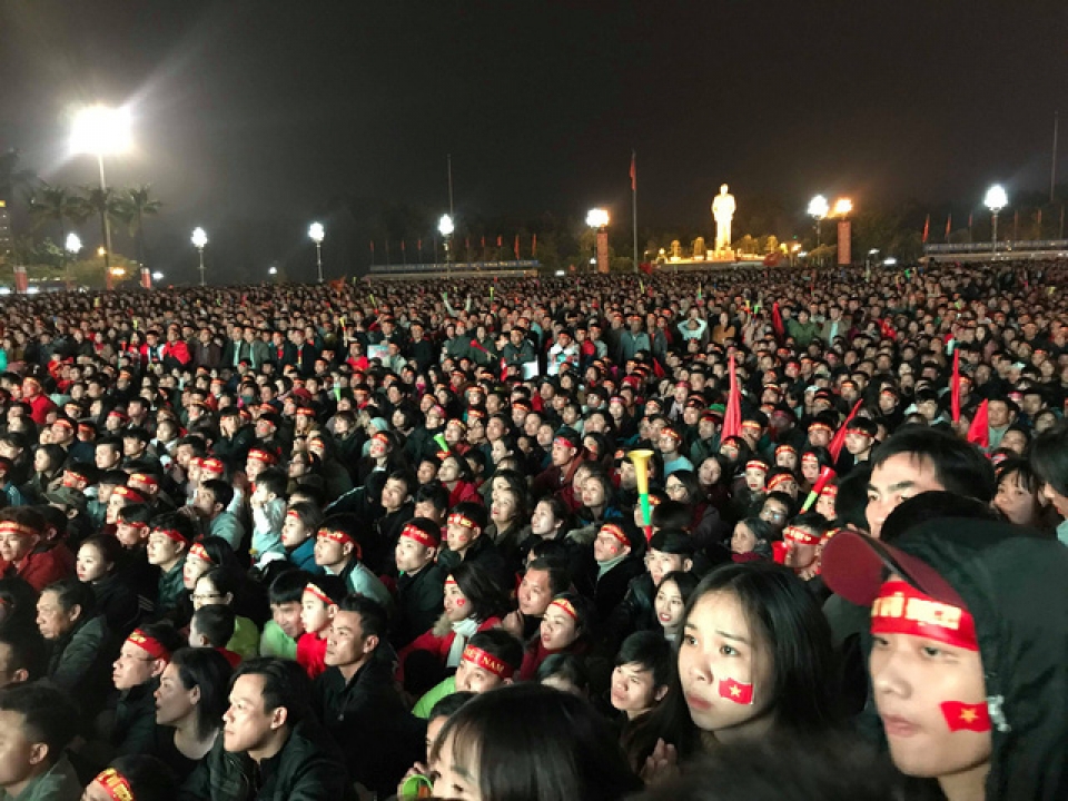 ca nuoc soi sung suc cung chao lua my dinh chia se