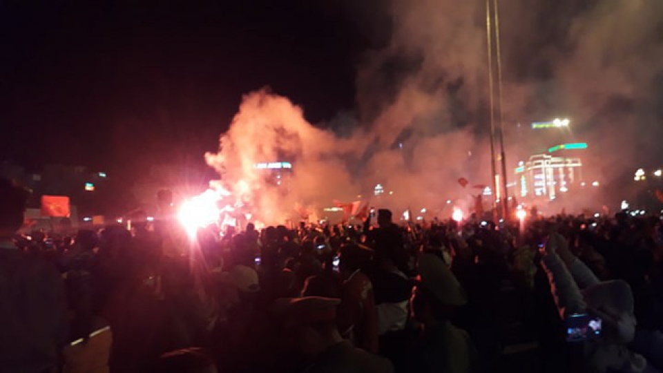 ca nuoc soi sung suc cung chao lua my dinh chia se