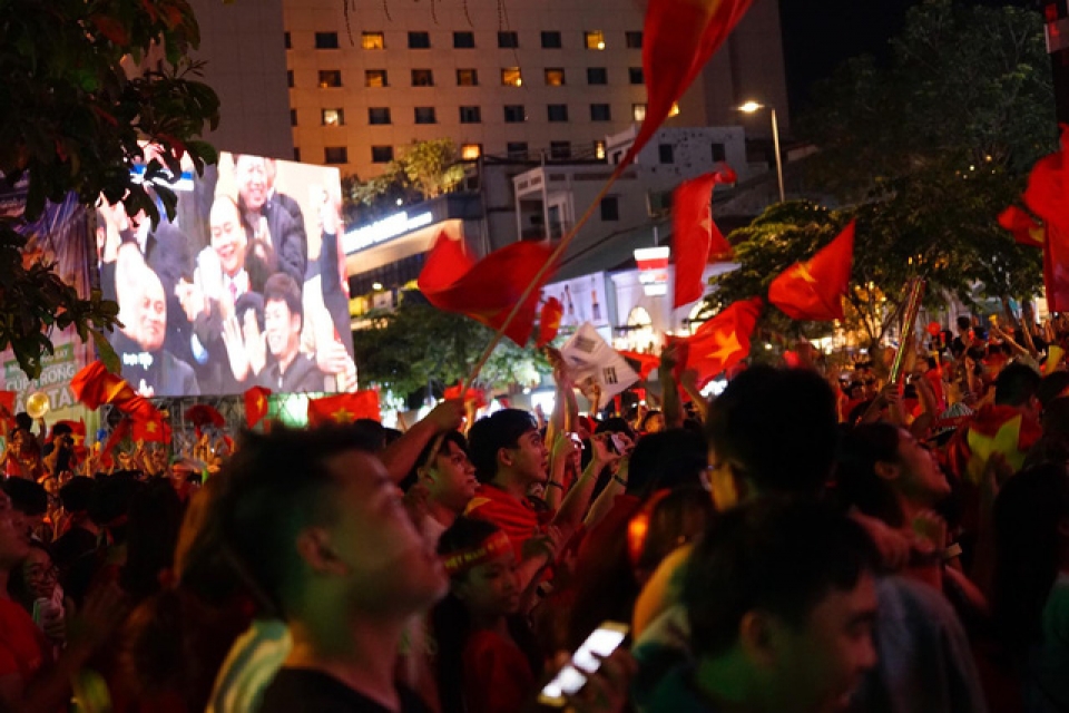 ca nuoc soi sung suc cung chao lua my dinh chia se