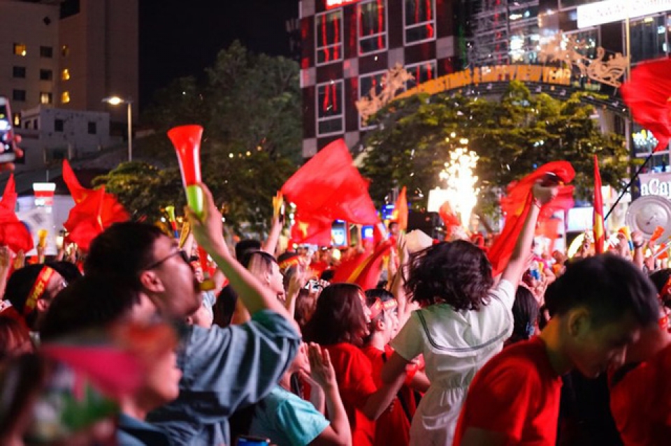 ca nuoc soi sung suc cung chao lua my dinh chia se