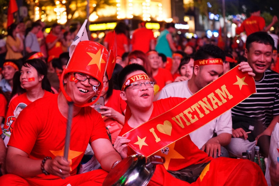 ca nuoc soi sung suc cung chao lua my dinh chia se