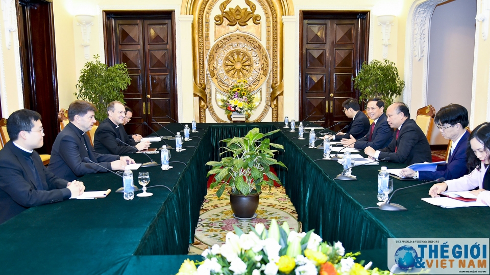 Cộng đồng Công giáo đóng góp tích cực cho sự phát triển kinh tế - xã hội của đất nước cong dong cong giao dong gop tich cuc cho su phat trien kinh te xa hoi cua dat nuoc