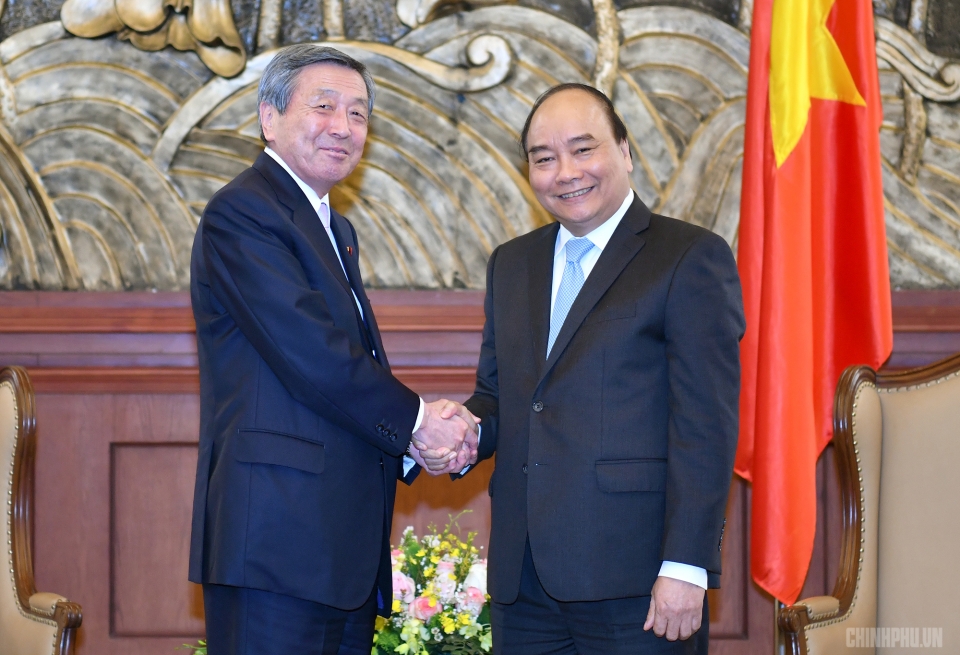 thu tuong tiep quyen tong thu ky dang dan chu tu do nhat ban