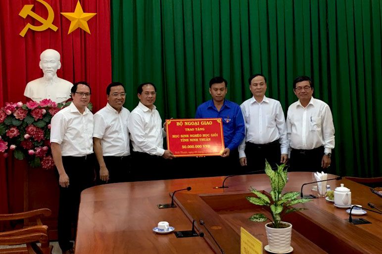 thu truong thuong truc bui thanh son tham lam viec tai dong nai binh thuan va ninh thuan