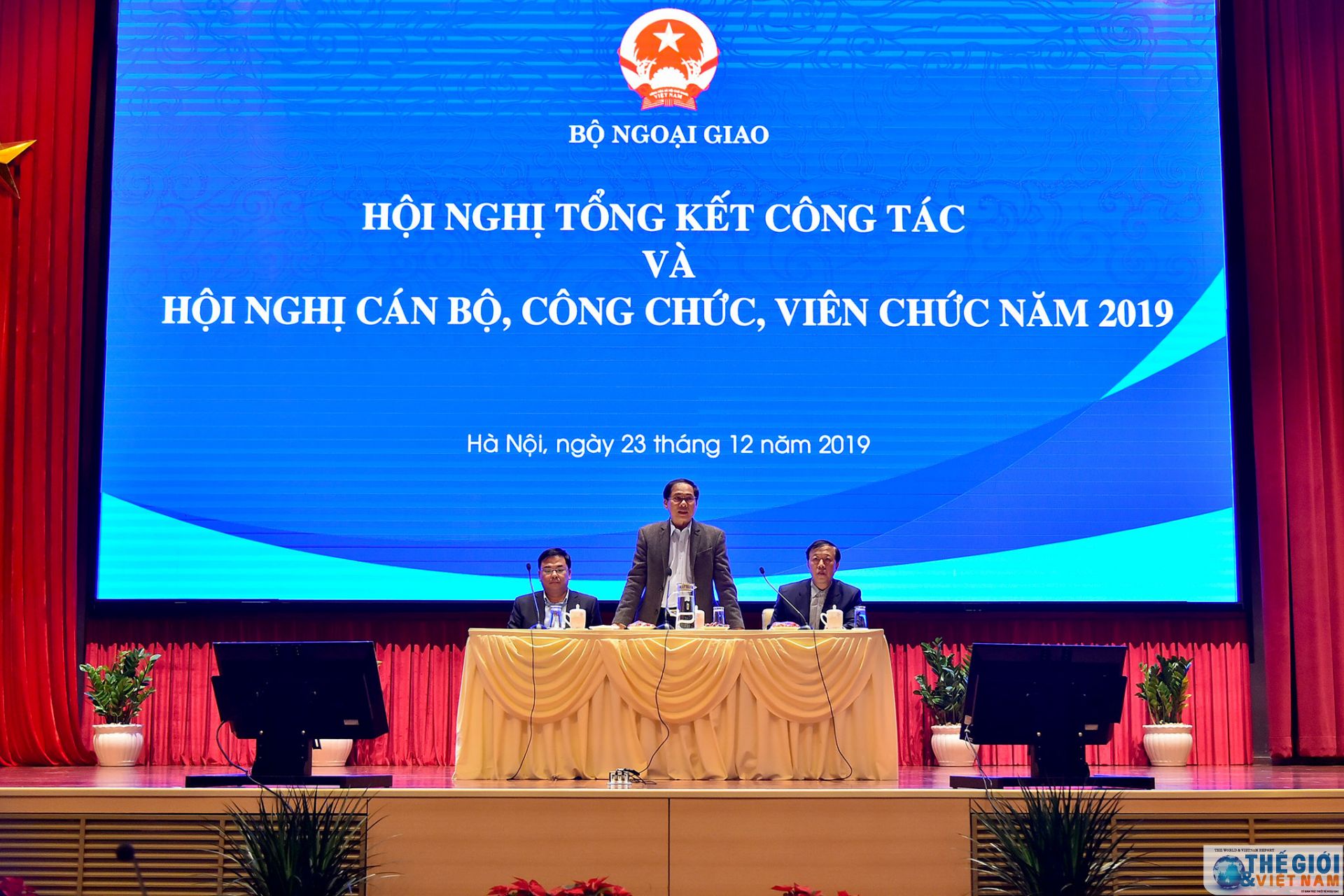can bo ngoai giao quyet tam thuc hien thang loi nhiem vu nam asean 2020 va hoi dong bao an lhq