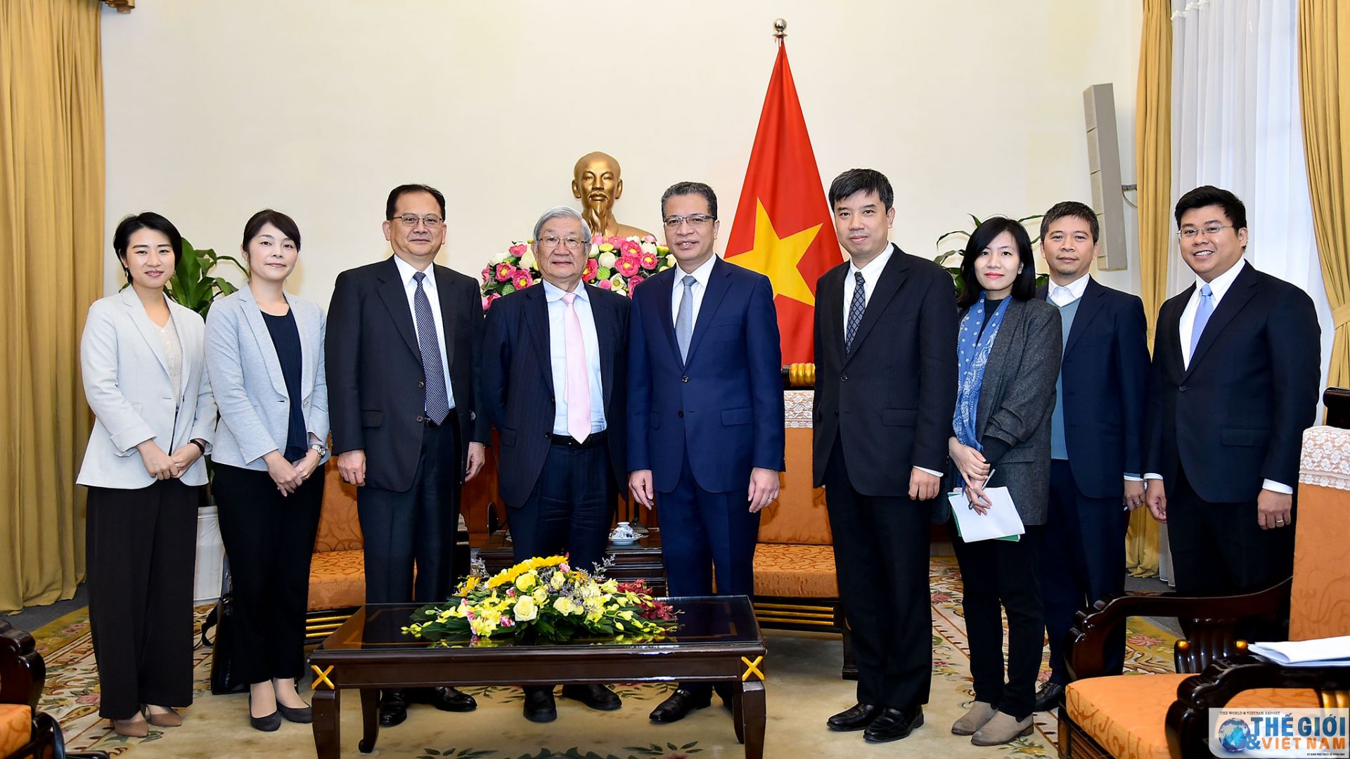 thu truong ngoai giao dang minh khoi tiep hieu truong dai hoc hyogo nhat ban