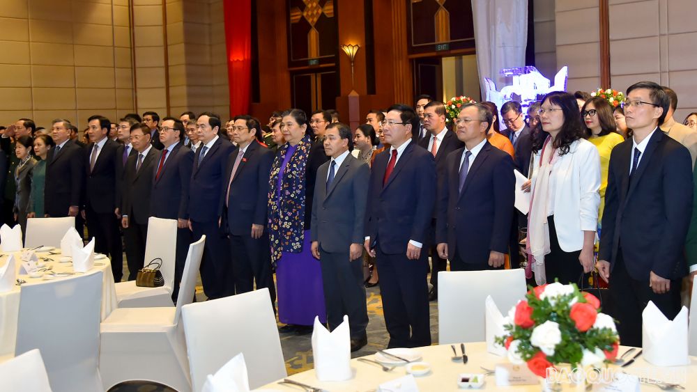 Các đại biểu tham dự tiệc chiêu đãi nhân dịp 45 năm ngày Quốc khánh CHDCND Lào tại Hà Nội. (Ảnh: Tuấn Anh)