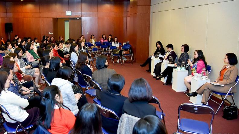 bi quyet trong cong viec va cuoc song cua cac chi em ngoai giao