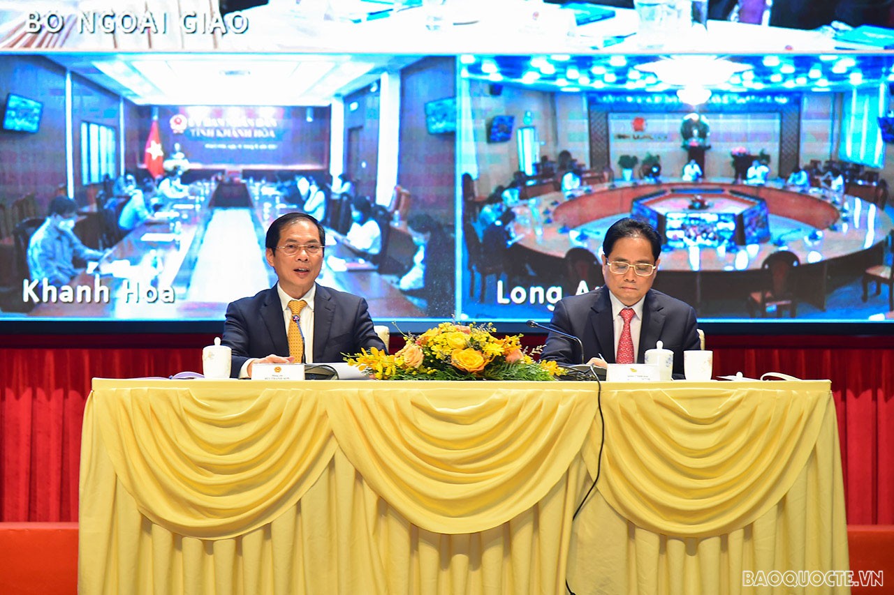 Những hình ảnh tại Hội nghị Ngoại giao 31