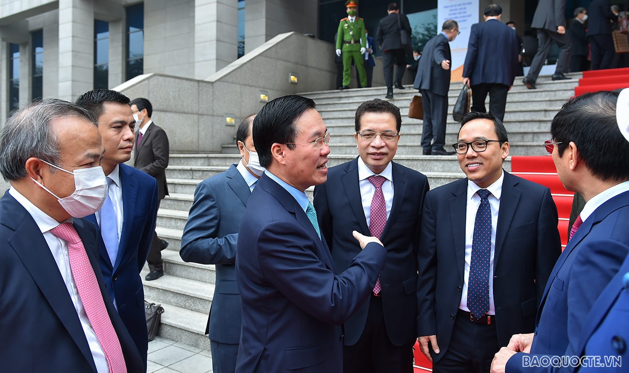 Toàn cảnh Hội nghị về công tác xây dựng Đảng và công tác Đảng ngoài nước qua ảnh