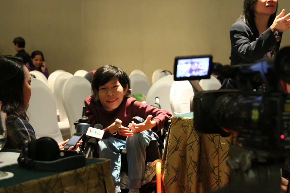 giai quyet bat binh dang de khong ai bi bo lai phia sau