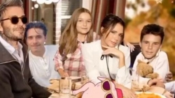 Gia đình David Beckham - chỉ là đi ăn thôi, có cần nổi bần bật thế không?