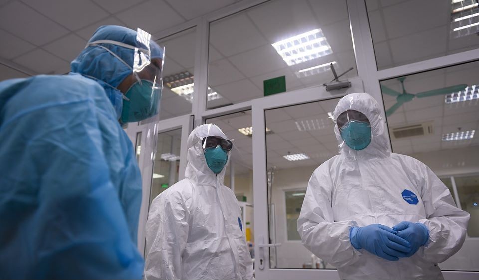 covid19 toi 82 hon 21900 ca mac moi tren 63 tinh thanh ha noi nghe an hai duong co hang ngan ca nhiem