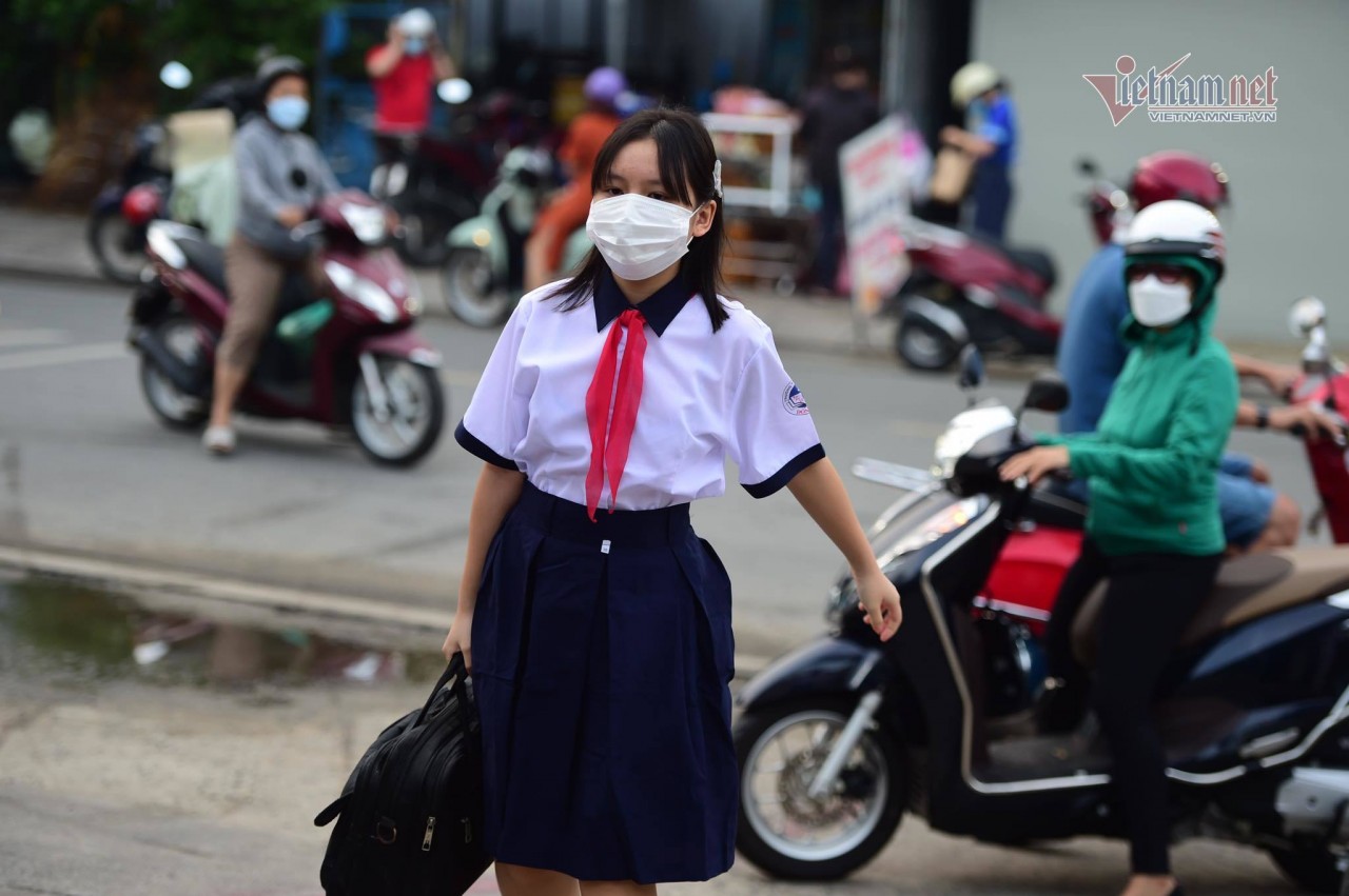 Sở GD&ĐT TP. Hồ Chí Minh lý giải nguyên nhân tại sao học sinh tiểu học chưa có lịch đến trường