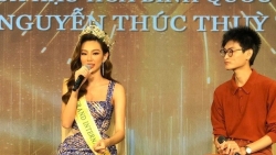 Hoa hậu Thùy Tiên: