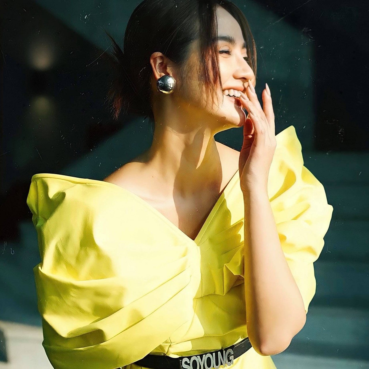 Nữ chính phim Thương ngày nắng về tỏa sáng trong bộ ảnh mới