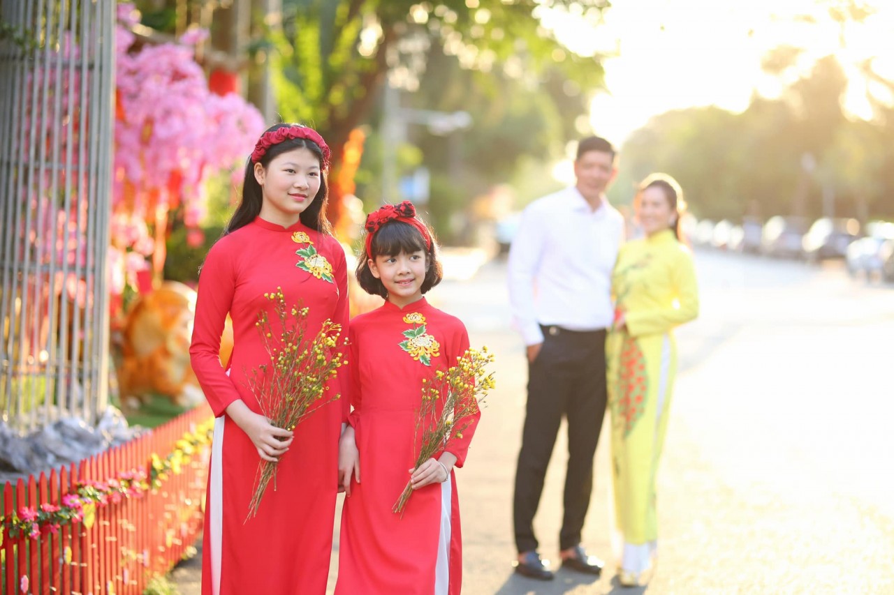 Bất ngờ với chiều cao ấn tượng của con gái Bình Minh