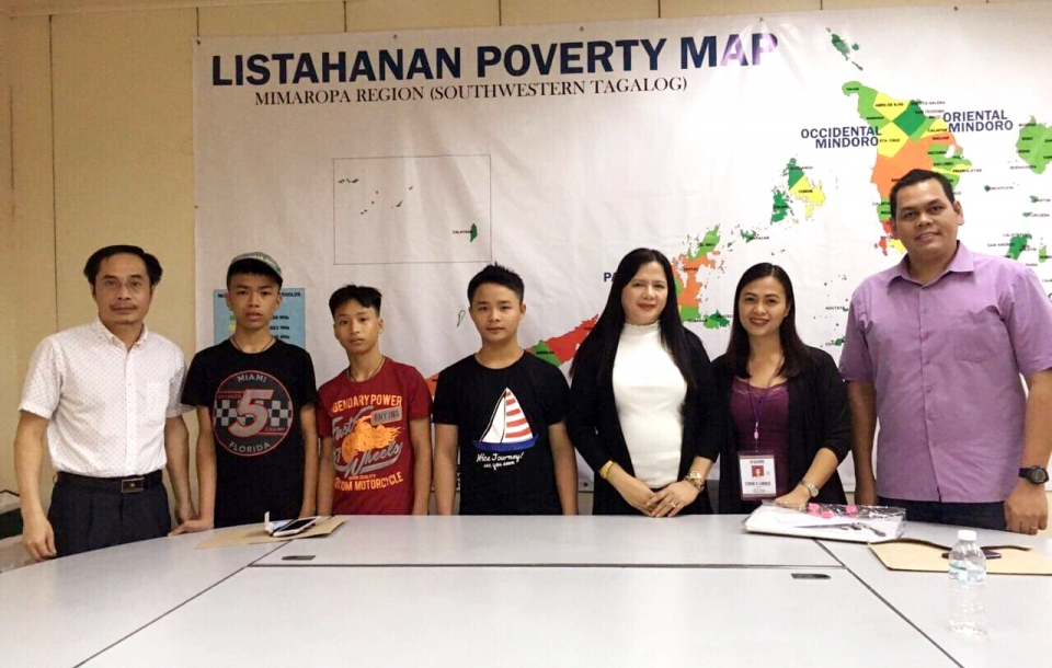 Tích cực bảo hộ ngư dân và công dân Việt Nam tại Philippines dịp Tết Kỷ Hợi tich cuc bao ho ngu dan va cong dan viet nam tai philippines dip tet ky hoi