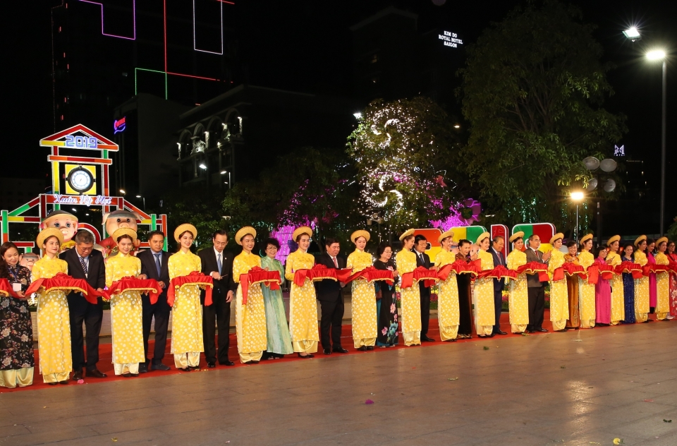 khai mac duong hoa nguyen hue xuan ky hoi 2019